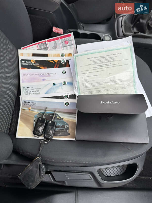 Лифтбек Skoda Octavia 2005 в Теребовле