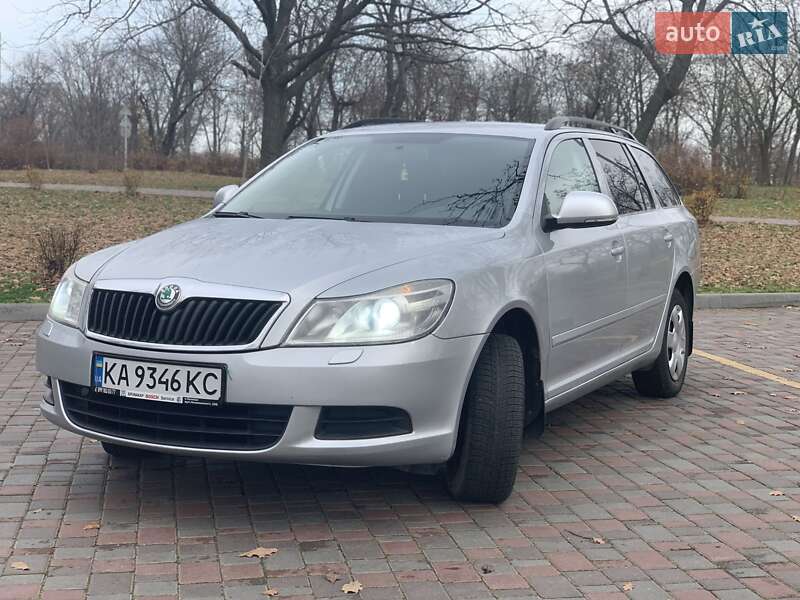 Универсал Skoda Octavia 2011 в Кропивницком