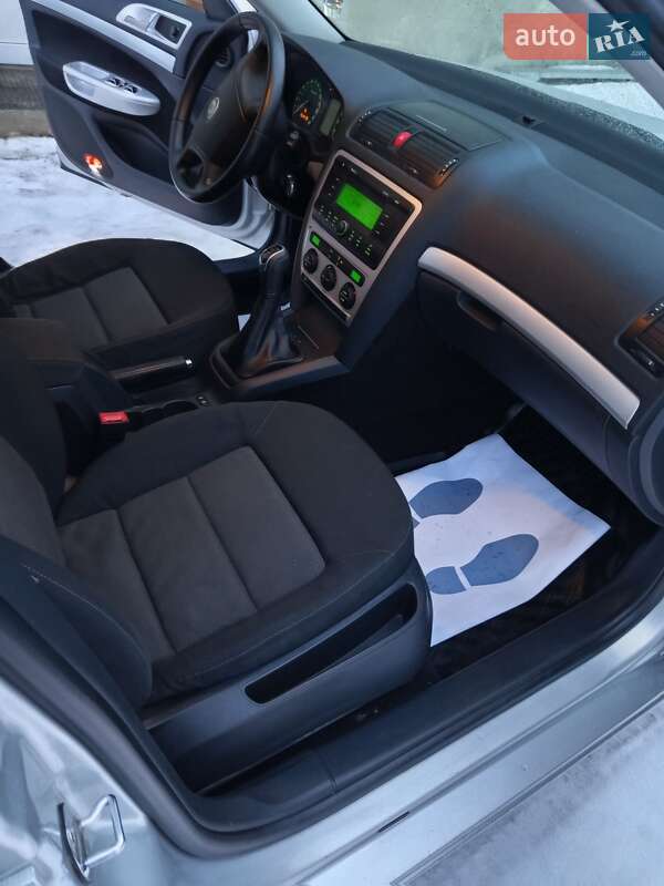 Лифтбек Skoda Octavia 2006 в Дрогобыче