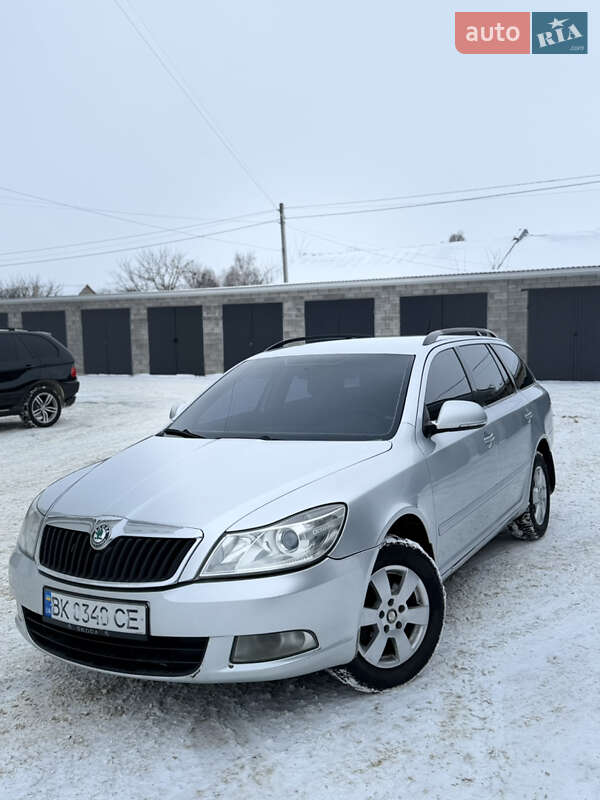 Универсал Skoda Octavia 2010 в Березному