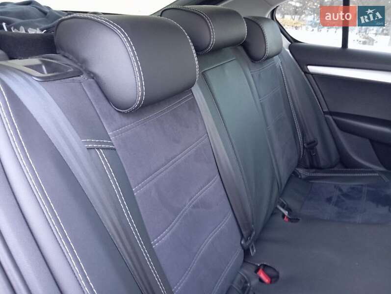 Универсал Skoda Octavia 2015 в Полтаве фото 6 Универсал Skoda Octavia 2015 в Полтаве