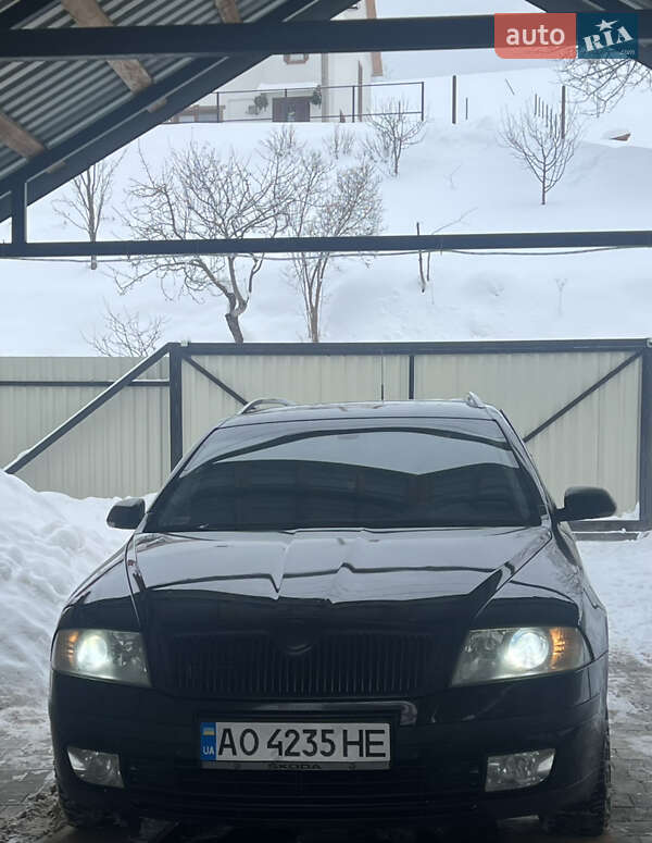 Універсал Skoda Octavia 2005 в Ужгороді