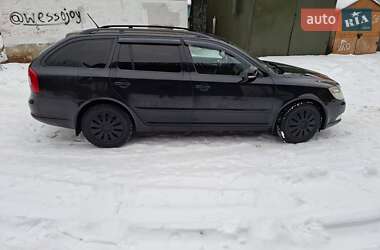 Универсал Skoda Octavia 2011 в Надворной