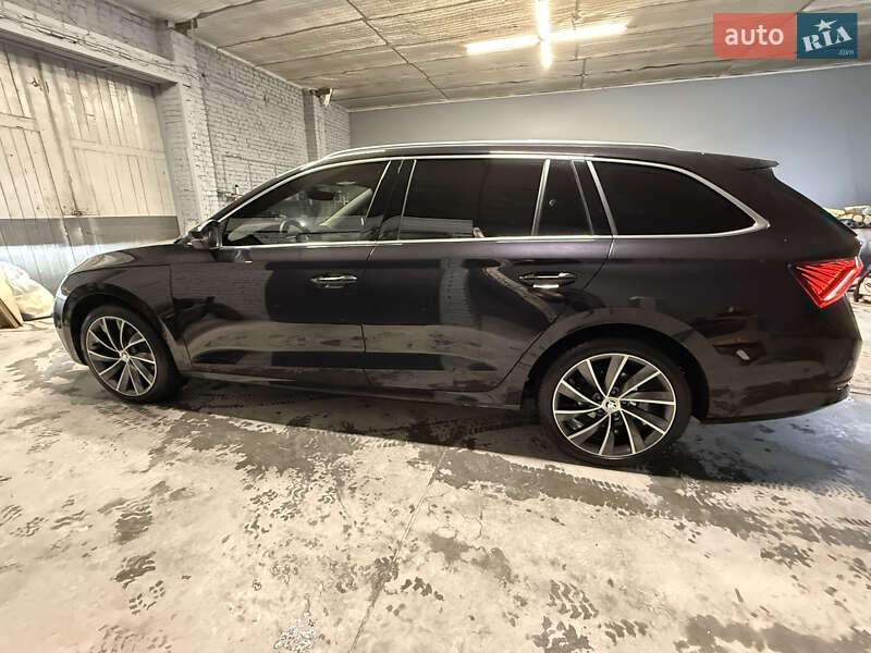 Универсал Skoda Octavia 2022 в Луцке фото 10 Универсал Skoda Octavia 2022 в Луцке