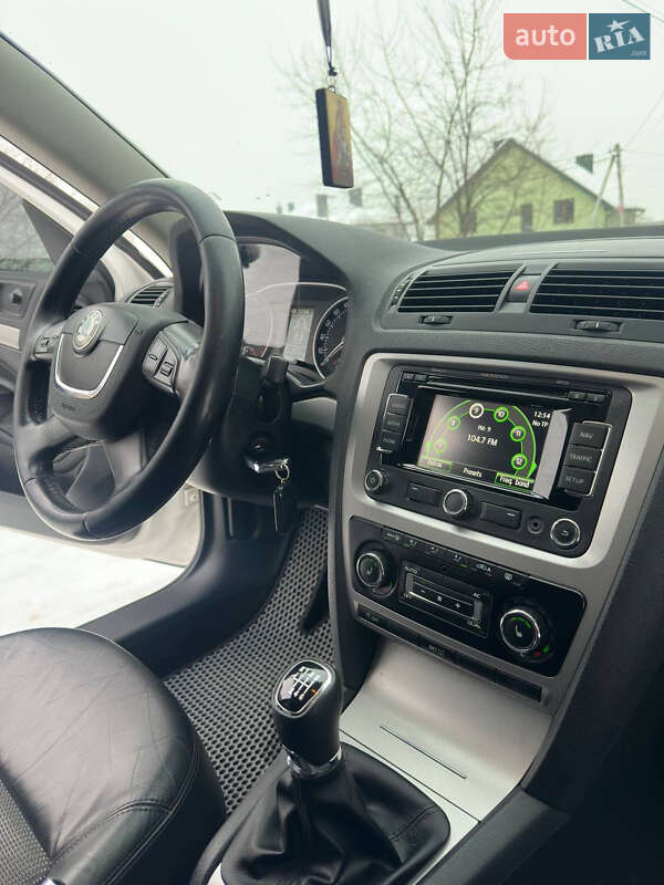 Лифтбек Skoda Octavia 2010 в Львове фото 7 Лифтбек Skoda Octavia 2010 в Львове