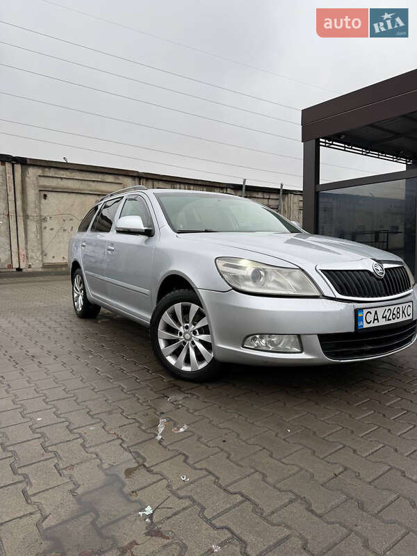 Универсал Skoda Octavia 2009 в Киеве фото Универсал Skoda Octavia 2009 в Киеве