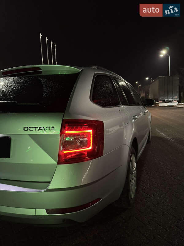 Універсал Skoda Octavia 2017 в Черкасах