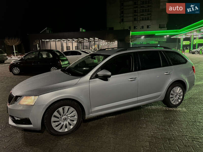 Універсал Skoda Octavia 2017 в Черкасах