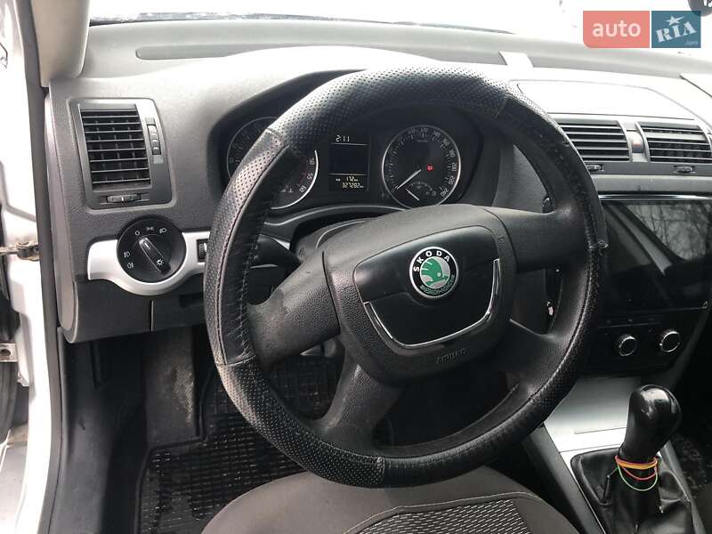 Универсал Skoda Octavia 2010 в Киеве
