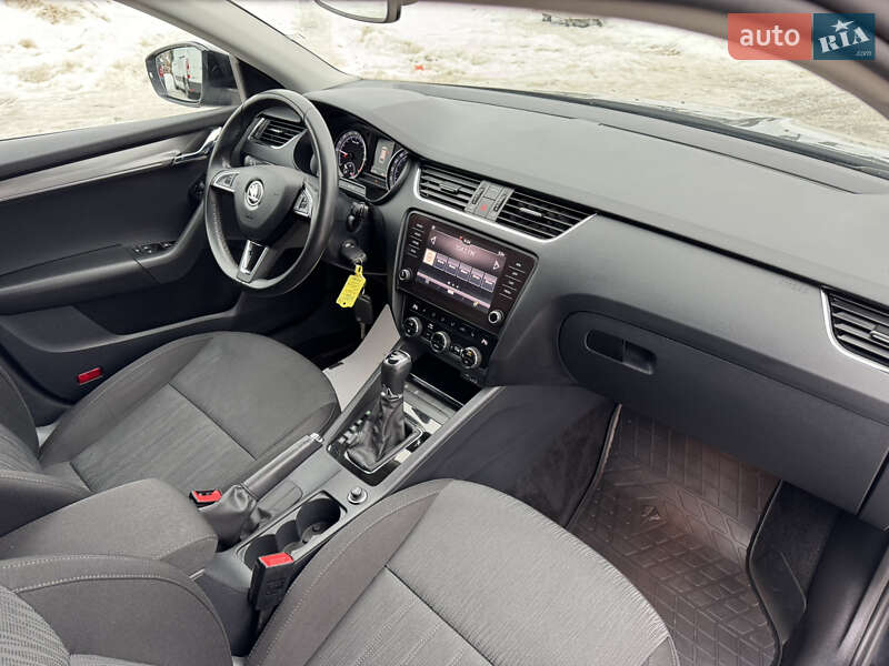Универсал Skoda Octavia 2019 в Бережанах