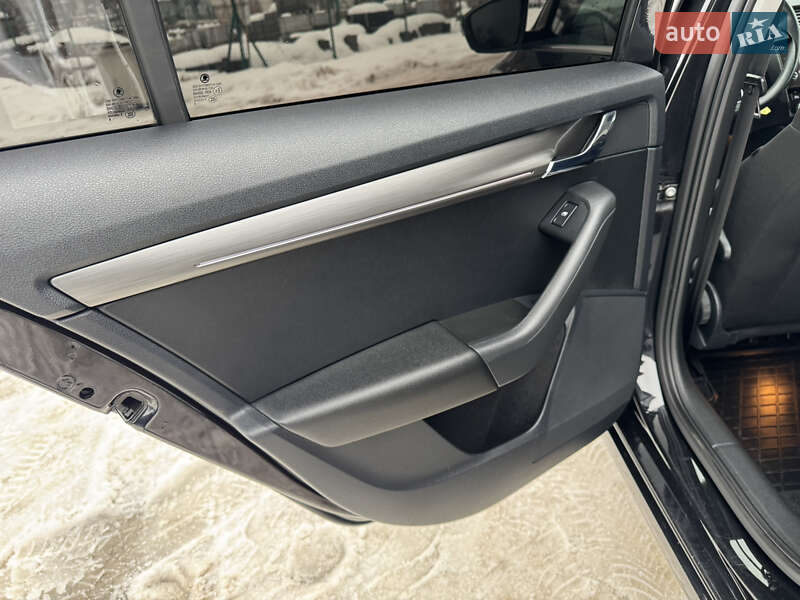 Универсал Skoda Octavia 2019 в Бережанах