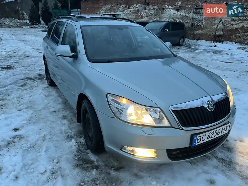 Skoda Octavia 2011 VIN TMBGE61Z0B2145093 фото оголошення 3 з 63