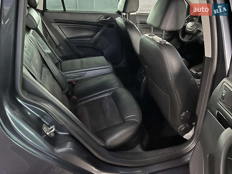 Универсал Skoda Octavia 2012 в Чернигове