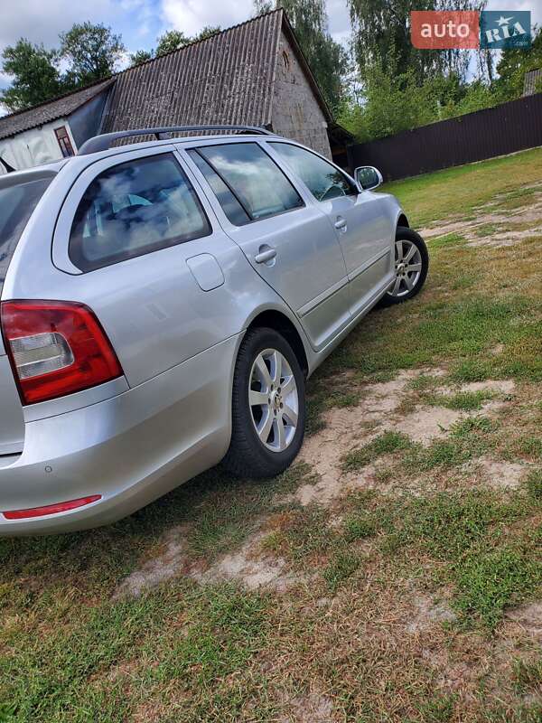 Универсал Skoda Octavia 2011 в Ратным