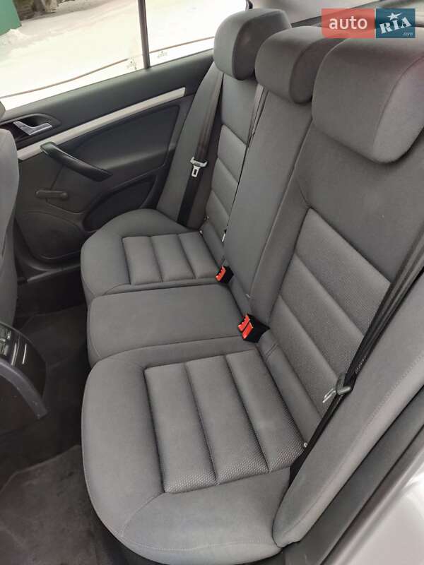 Лифтбек Skoda Octavia 2006 в Барышевке фото 23 Лифтбек Skoda Octavia 2006 в Барышевке