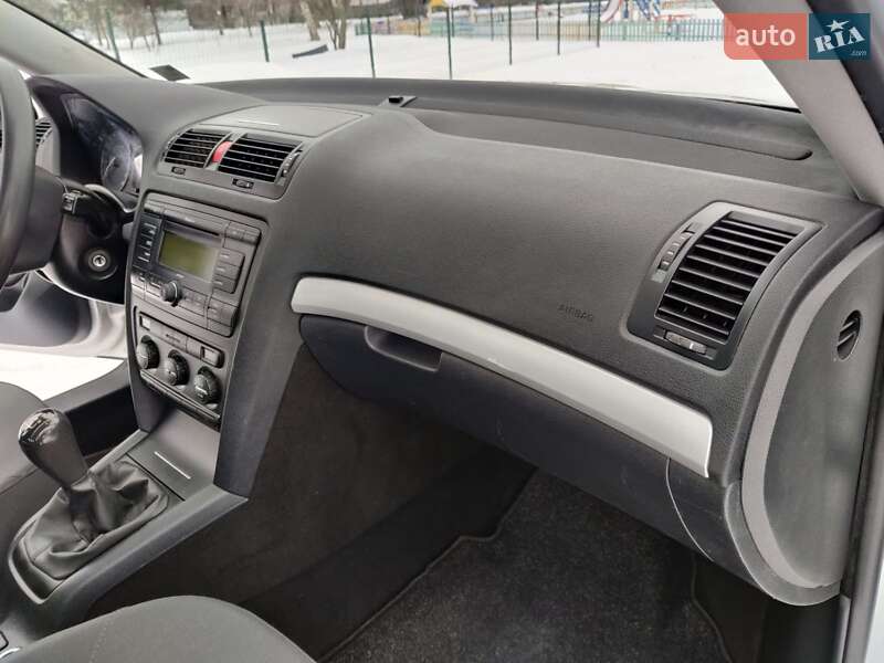 Лифтбек Skoda Octavia 2006 в Барышевке фото 27 Лифтбек Skoda Octavia 2006 в Барышевке