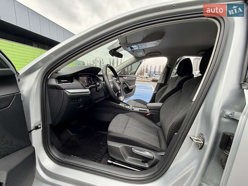 Лифтбек Skoda Octavia 2022 в Киеве