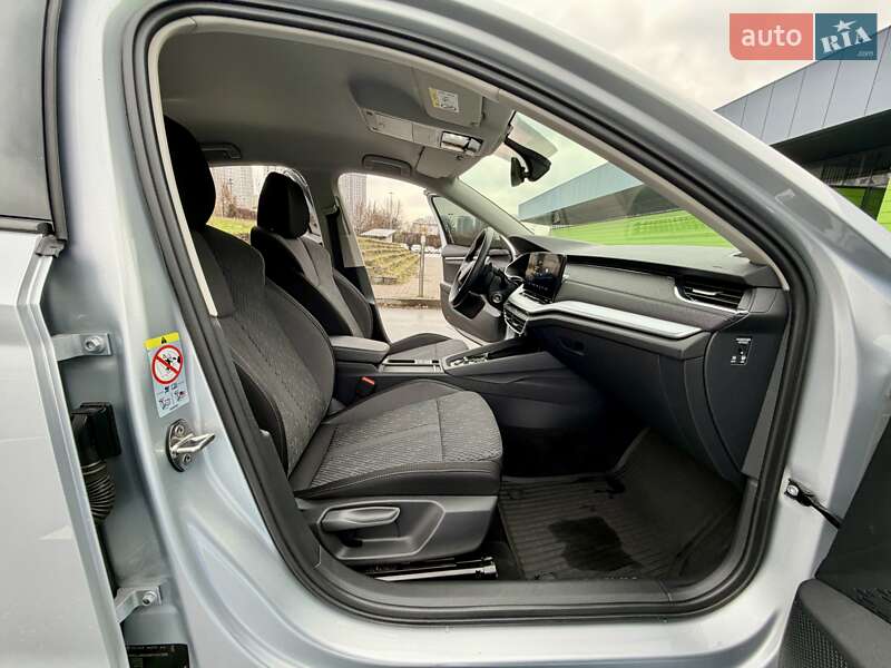 Лифтбек Skoda Octavia 2022 в Киеве