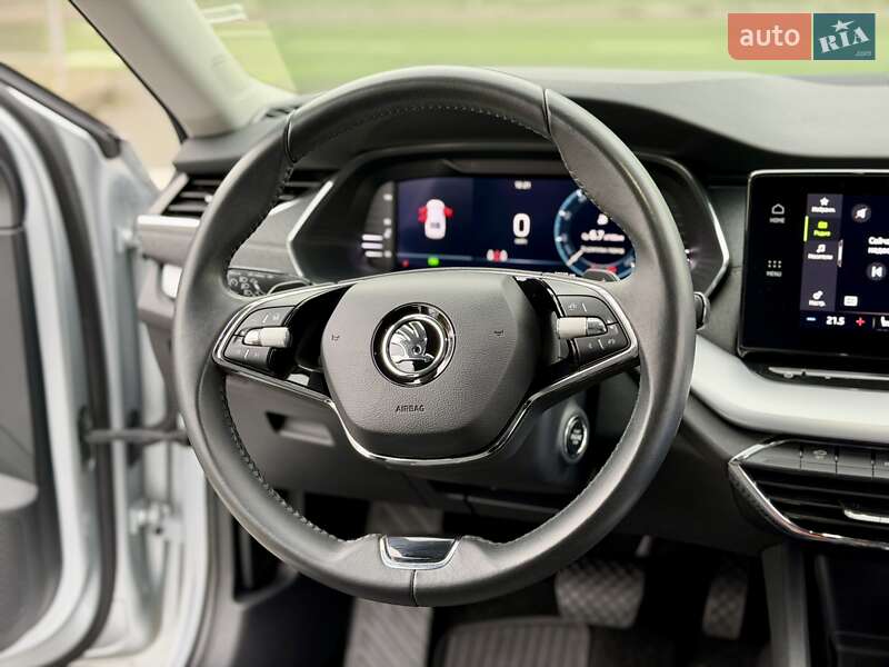 Лифтбек Skoda Octavia 2022 в Киеве