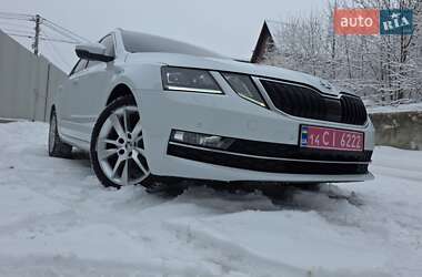 Универсал Skoda Octavia 2017 в Надворной