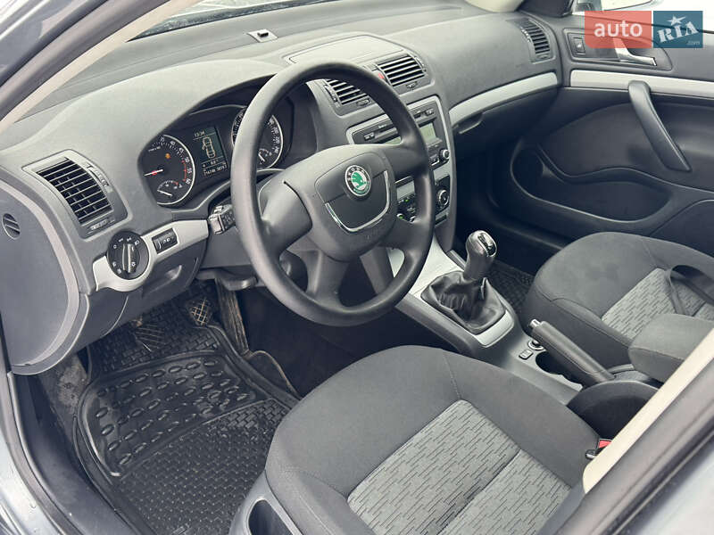 Универсал Skoda Octavia 2012 в Полтаве