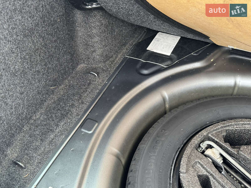 Универсал Skoda Octavia 2012 в Полтаве