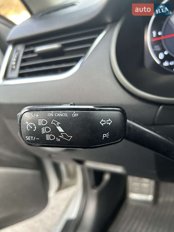 Универсал Skoda Octavia 2014 в Ужгороде