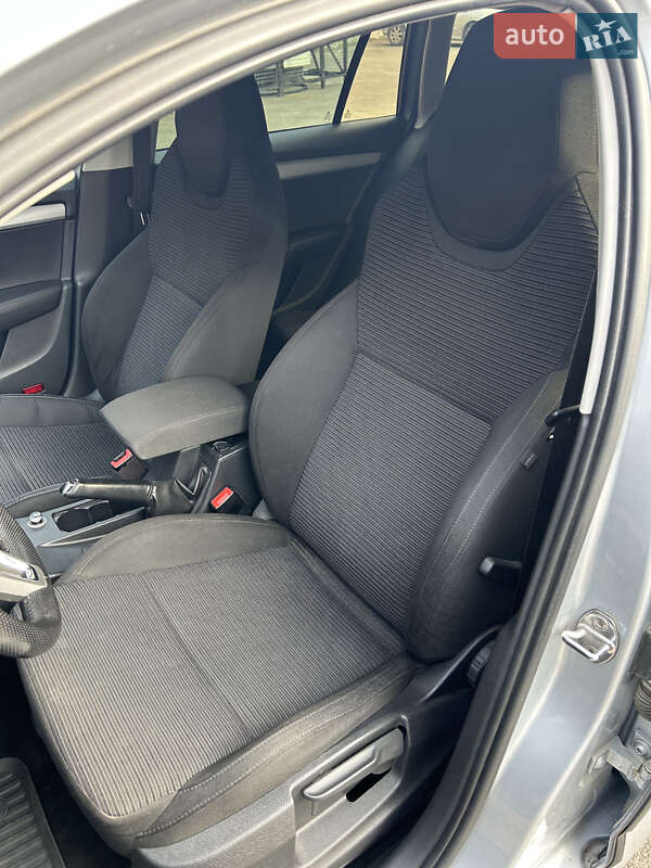 Универсал Skoda Octavia 2014 в Ужгороде