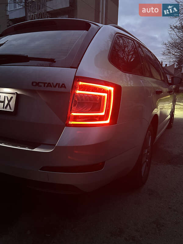 Универсал Skoda Octavia 2014 в Ужгороде