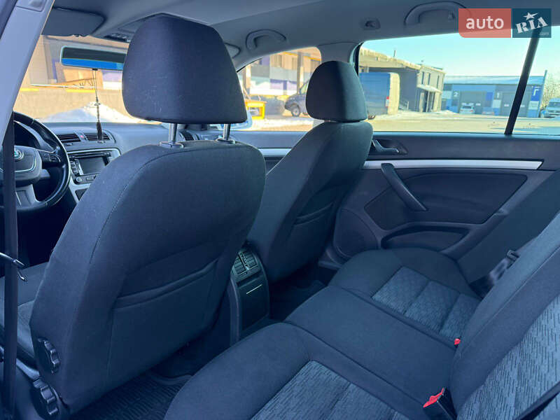 Универсал Skoda Octavia 2012 в Ровно фото 45 Универсал Skoda Octavia 2012 в Ровно