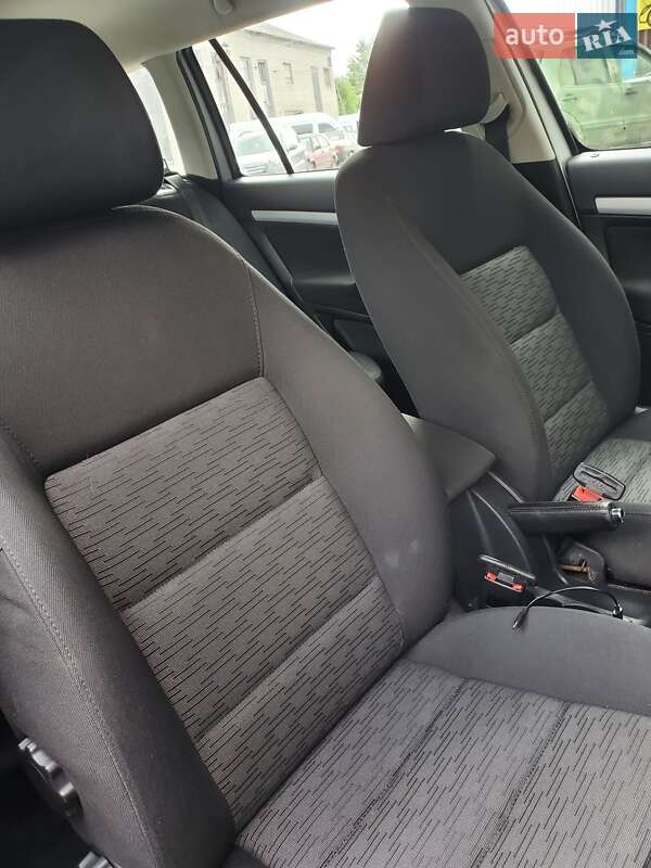 Универсал Skoda Octavia 2011 в Ратным