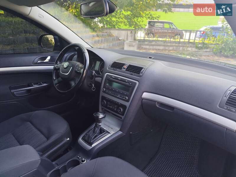 Универсал Skoda Octavia 2009 в Овруче фото 25 Универсал Skoda Octavia 2009 в Овруче