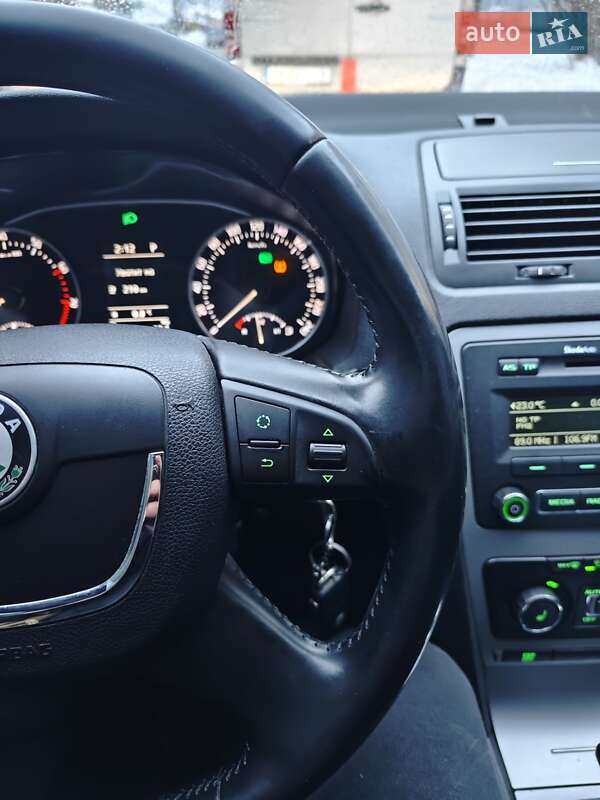 Универсал Skoda Octavia 2009 в Овруче фото 42 Универсал Skoda Octavia 2009 в Овруче