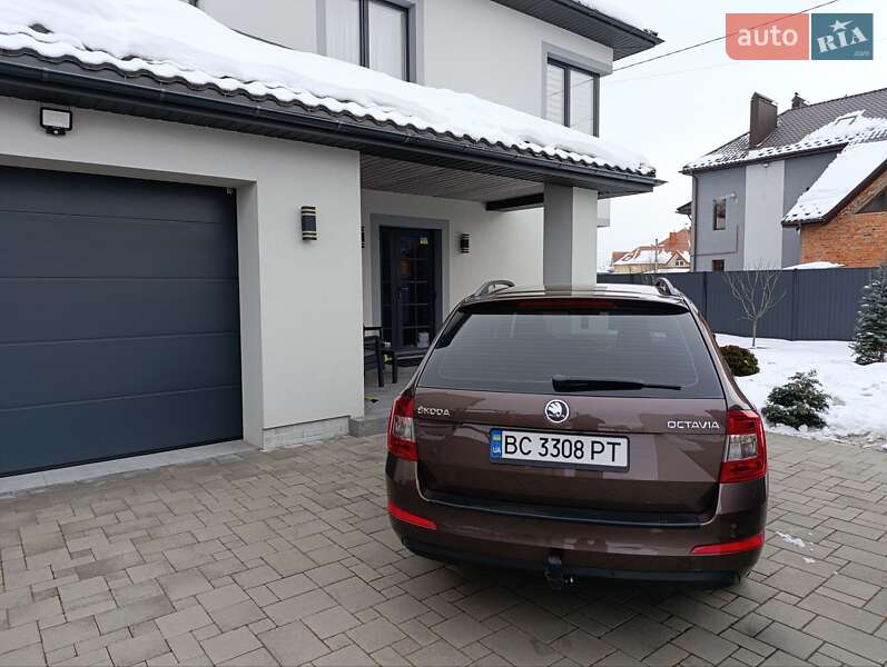 Универсал Skoda Octavia 2013 в Ивано-Франковске