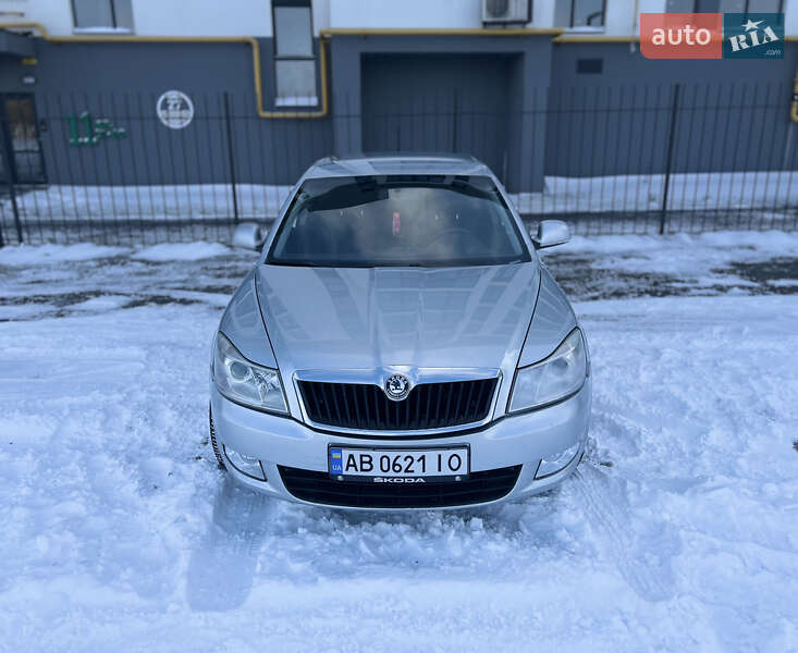 Лифтбек Skoda Octavia 2011 в Черкассах