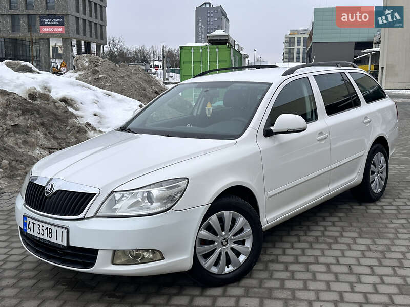 Skoda Octavia 2012 Skoda Octavia 2012