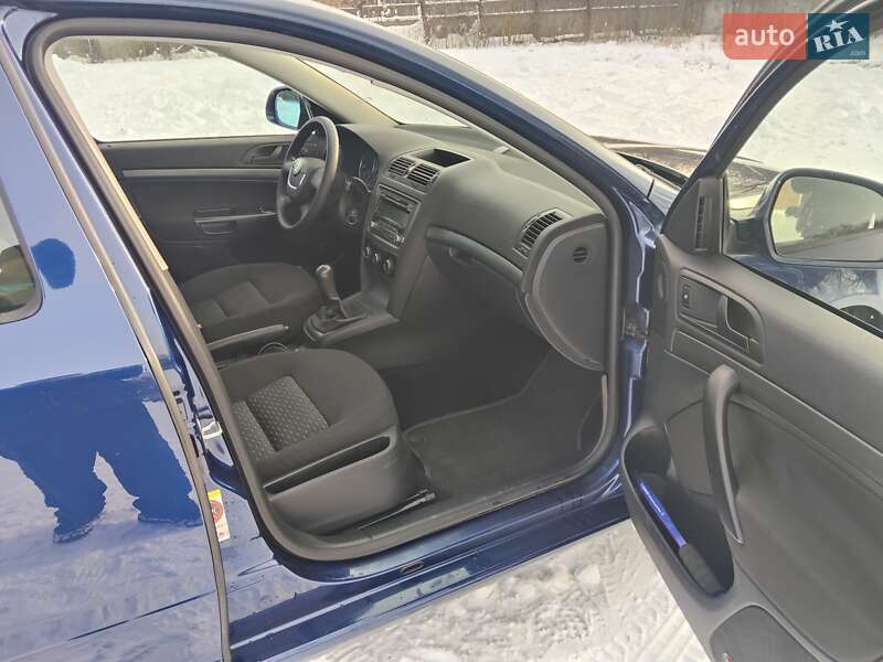 Универсал Skoda Octavia 2009 в Чернигове