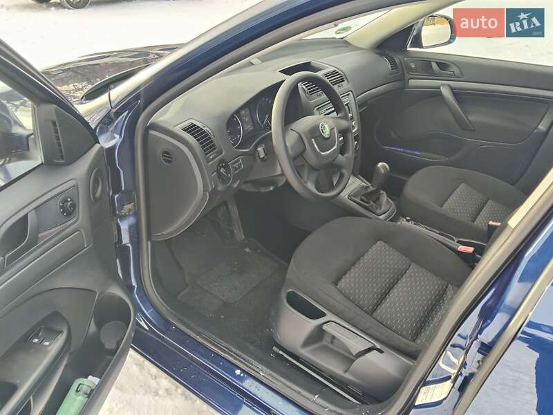 Универсал Skoda Octavia 2009 в Чернигове