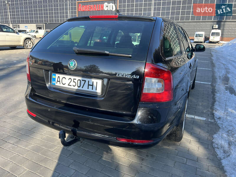 Универсал Skoda Octavia 2011 в Луцке
