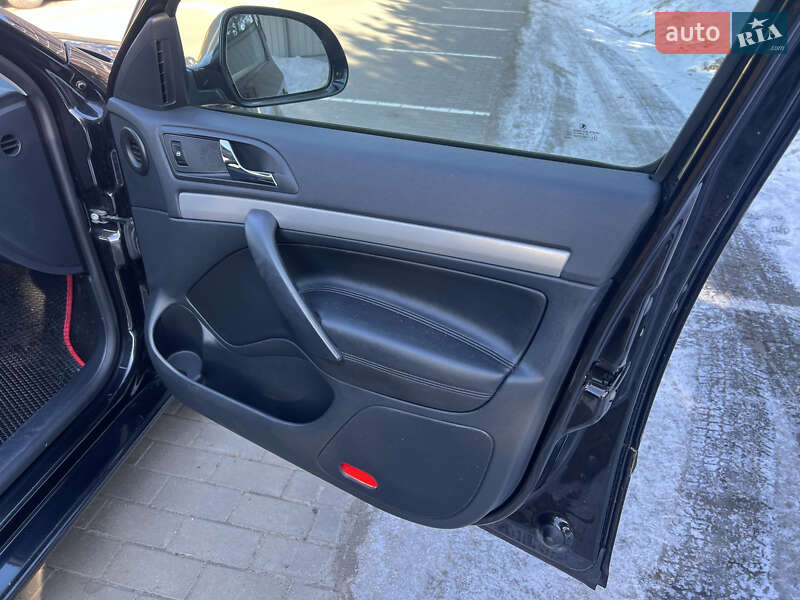 Универсал Skoda Octavia 2011 в Луцке