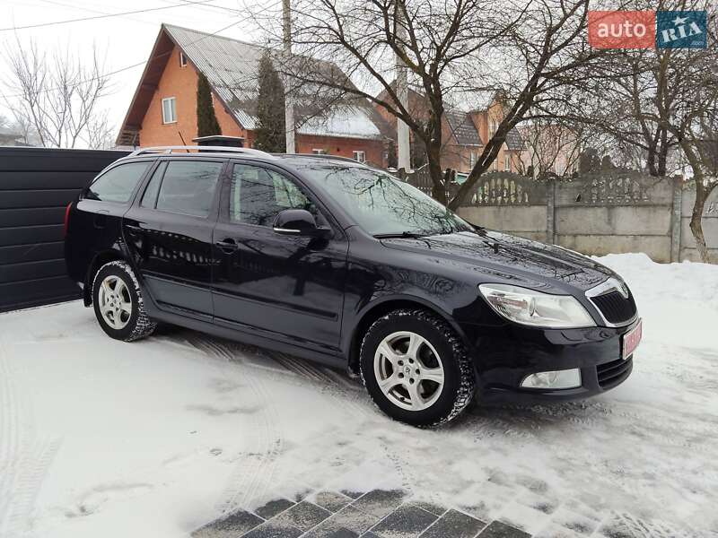 Универсал Skoda Octavia 2012 в Ровно