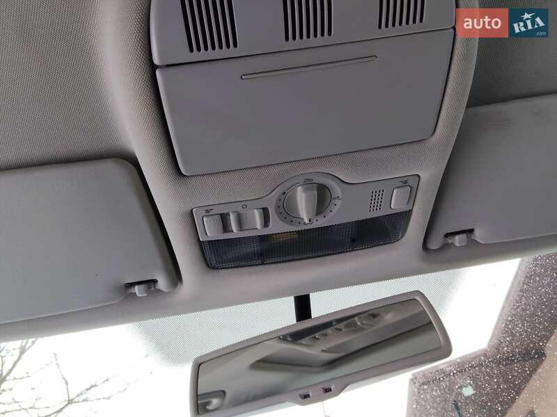 Универсал Skoda Octavia 2012 в Ровно