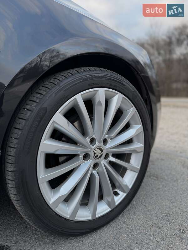 Лифтбек Skoda Octavia 2018 в Запорожье