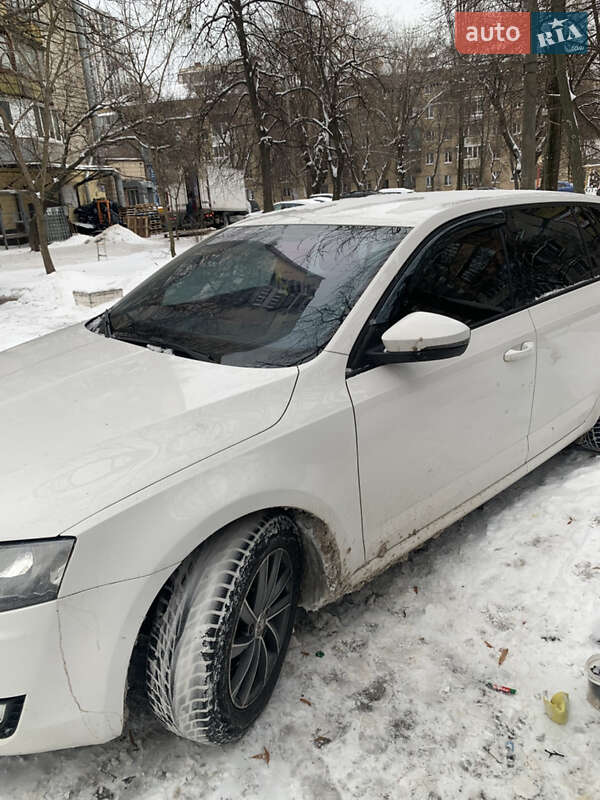 Универсал Skoda Octavia 2015 в Киеве фото 6 Универсал Skoda Octavia 2015 в Киеве