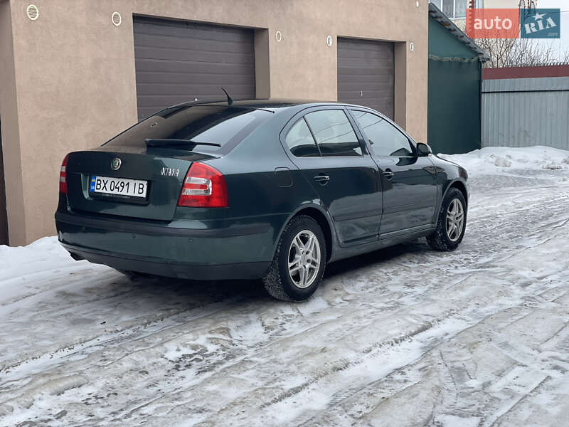 Лифтбек Skoda Octavia 2006 в Староконстантинове
