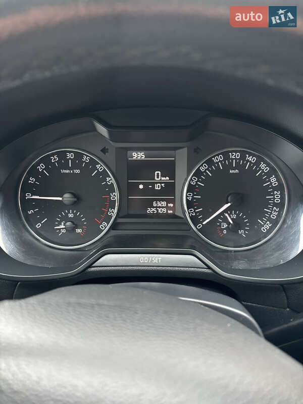 Универсал Skoda Octavia 2014 в Тернополе фото 12 Универсал Skoda Octavia 2014 в Тернополе