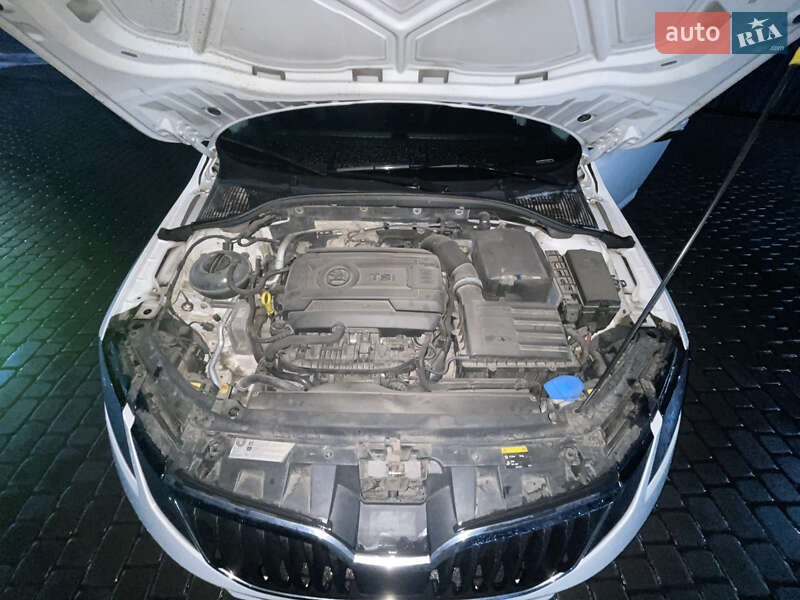 Лифтбек Skoda Octavia 2017 в Ужгороде