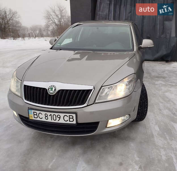 Лифтбек Skoda Octavia 2009 в Стрые фото 3 Лифтбек Skoda Octavia 2009 в Стрые