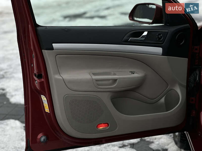 Универсал Skoda Octavia 2006 в Самборе