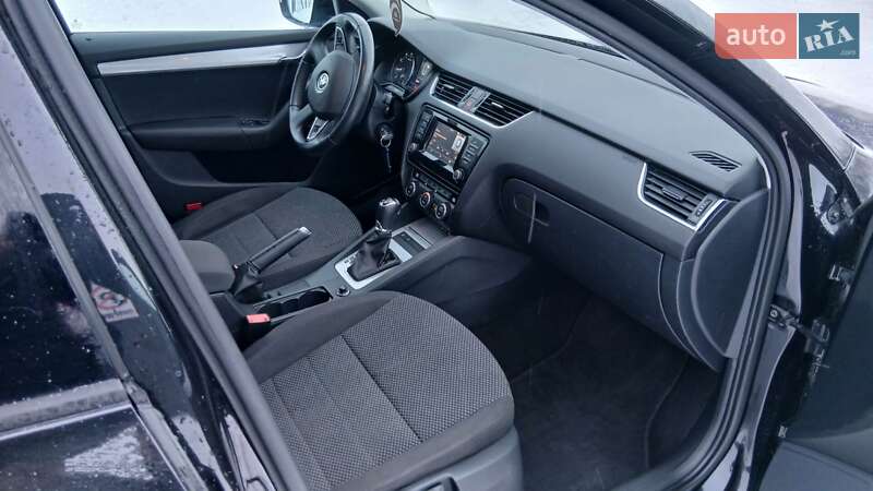 Универсал Skoda Octavia 2015 в Львове